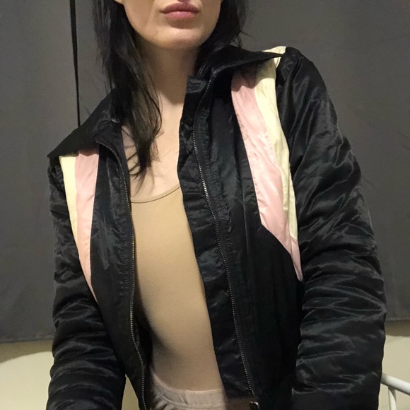 1980s Guess Bomber - Picture 5 of 5